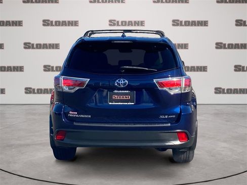 Used 2016 Toyota Highlander XLE image 4