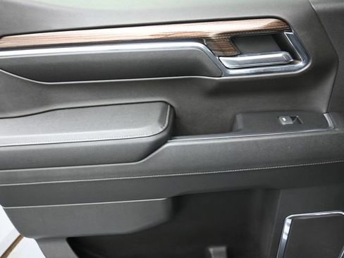 Used 2023 Chevrolet Silverado 1500 RST w/ Redline Edition image 19