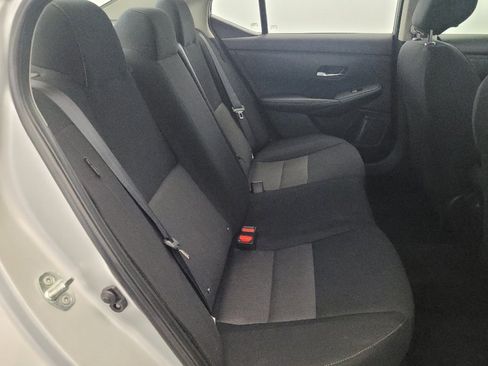 Used 2023 Nissan Sentra SV FWD image 19
