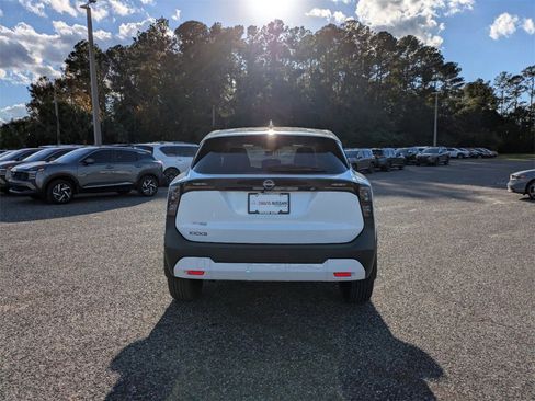 New 2025 Nissan Kicks SV w/ Charging Package image 5