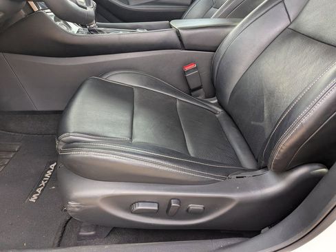 Used 2023 Nissan Maxima SV w/ Floor Mat Group image 15