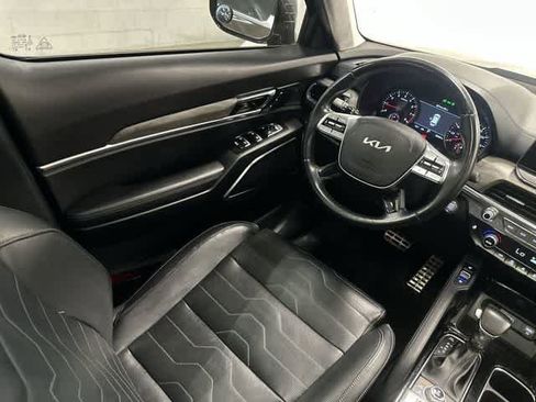 Used 2022 Kia Telluride SX w/ SX Prestige Package image 12