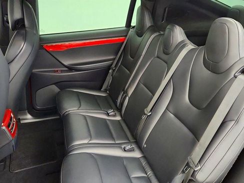 Used 2019 Tesla Model X 100D image 31