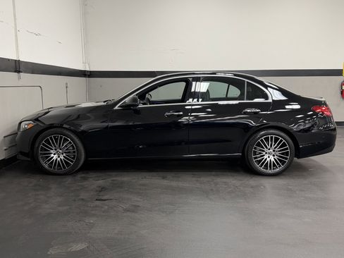 Used 2025 Mercedes-Benz C 300 4MATIC Sedan image 9