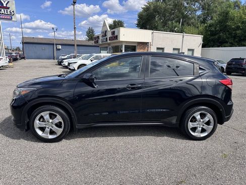 Used 2016 Honda HR-V LX image 4