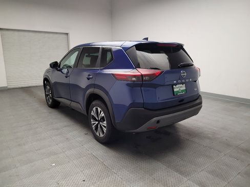 Used 2023 Nissan Rogue SV FWD image 5