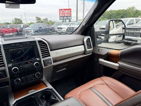 Used 2018 Ford F350 King Ranch w/ King Ranch Ultimate Package AWD/4WD image 25