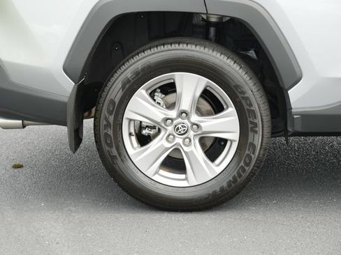 Used 2025 Toyota RAV4 XLE FWD image 10