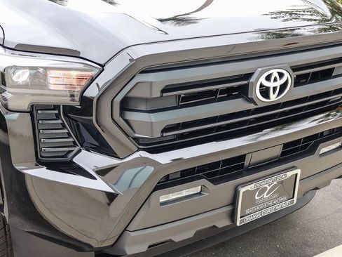 Used 2026 Toyota Tacoma SR5 RWD image 9