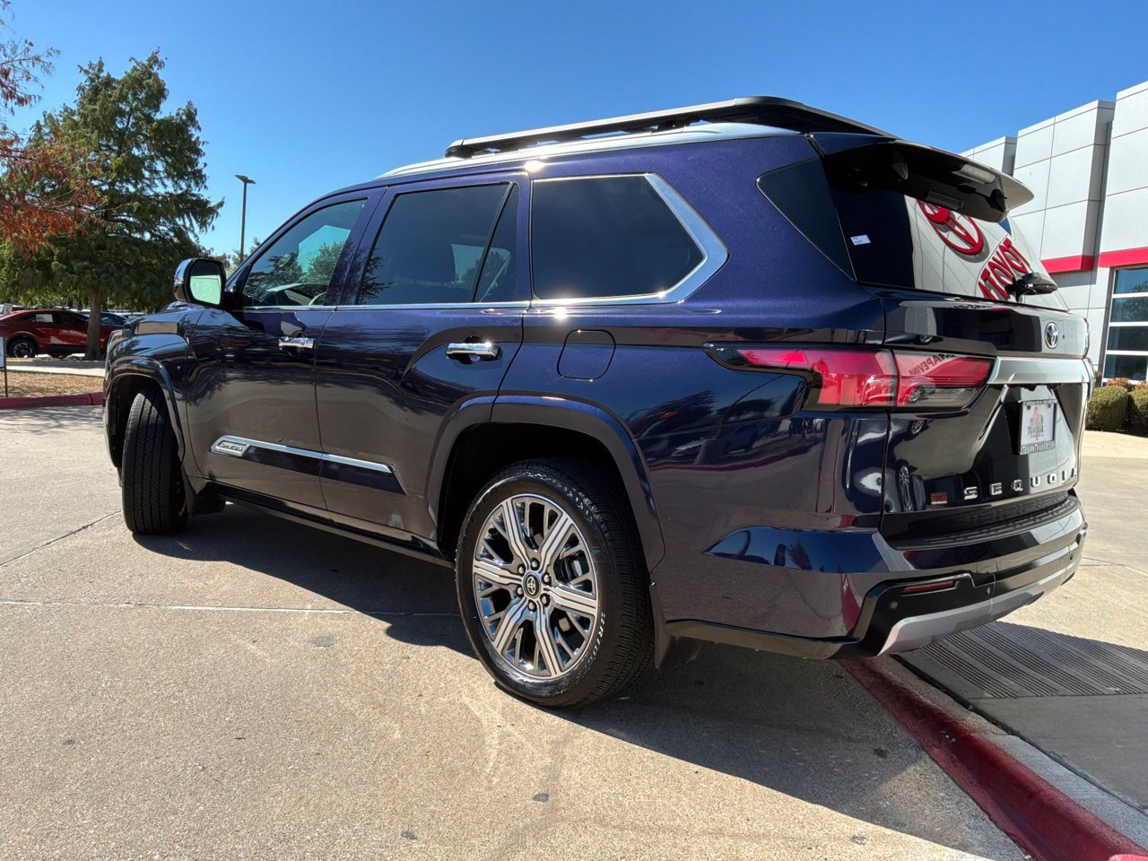 Used 2026 Toyota Sequoia Capstone AWD/4WD image 8