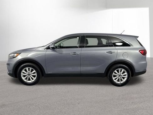 Used 2020 Kia Sorento LX AWD/4WD image 29