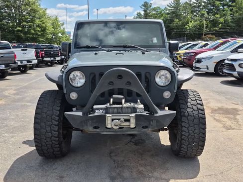 Used 2015 Jeep Wrangler Unlimited Sport w/ Quick Order Package 24S AWD/4WD image 9