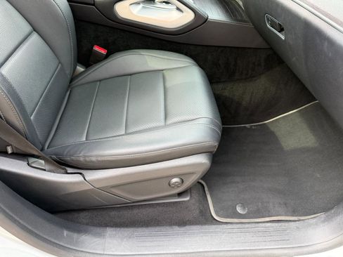 Used 2022 Mercedes-Benz GLE 350 w/ Premium Package image 18