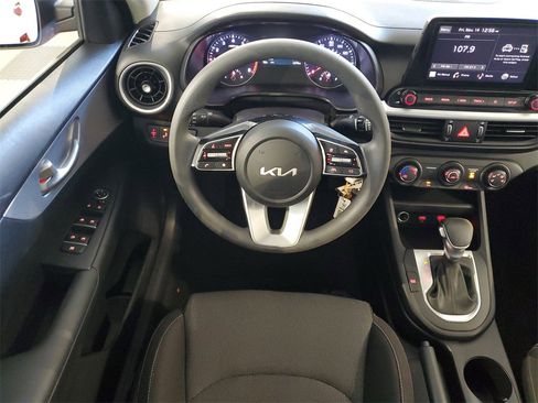 Certified 2024 Kia Forte LXS w/ LXS Technology Package image 10