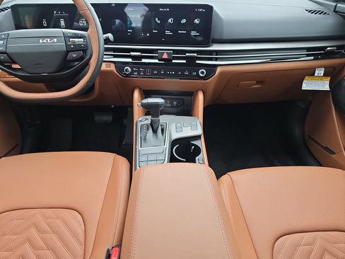 New 2026 Kia Sportage X-Line w/ X-Line Premium Package AWD/4WD image 15