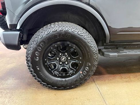 Used 2024 Ford Bronco Wildtrak AWD/4WD image 91