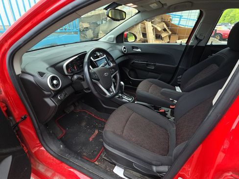 Used 2019 Chevrolet Sonic LT FWD image 8
