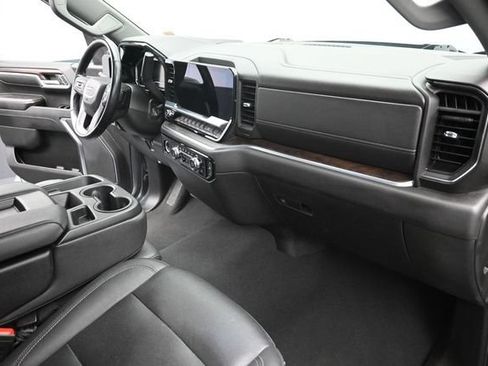 Used 2024 GMC Sierra 1500 SLT RWD image 24