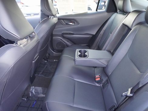 Certified 2025 Toyota Prius XLE image 8