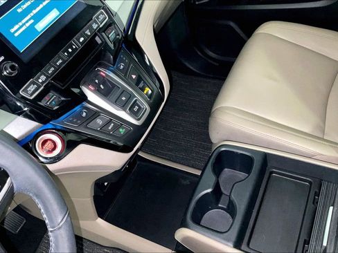 Used 2023 Honda Odyssey Touring image 19