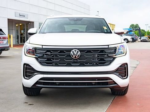 New 2026 Volkswagen Atlas Cross Sport SEL Premium R-Line AWD/4WD image 9