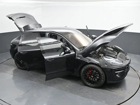 Used 2021 Porsche Macan GTS image 66