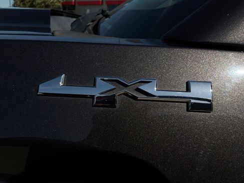 Used 2014 GMC Sierra 1500 SLE w/ SLE Value Package AWD/4WD image 10