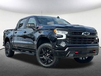 Used 2024 Chevrolet Silverado 1500 LT Trail Boss w/ Convenience Package II video 2