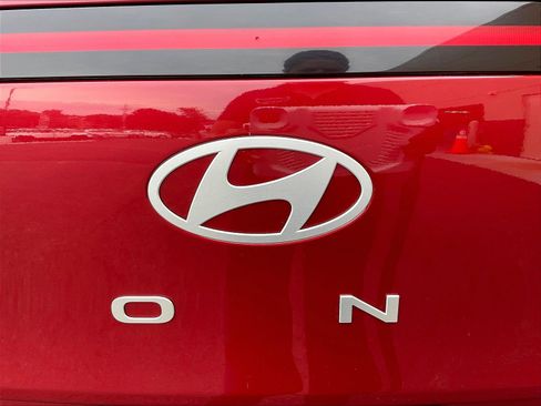 Certified 2025 Hyundai Kona SEL AWD/4WD image 24