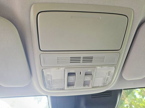 Used 2017 Honda CR-V EX image 22