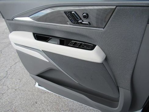 New 2026 Cadillac Escalade IQL Sport 1 image 28