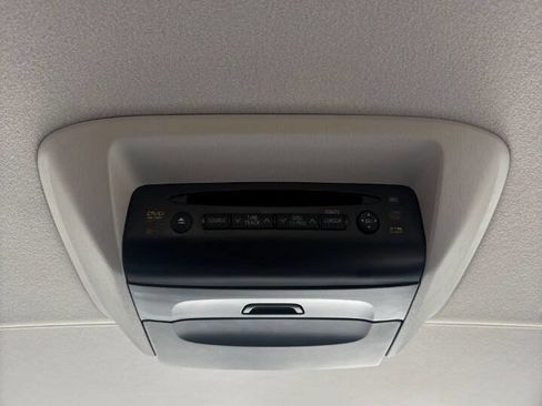 Used 2004 Toyota Sienna XLE AWD/4WD image 27
