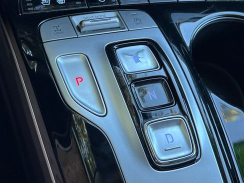 Used 2024 Hyundai Tucson Limited image 22