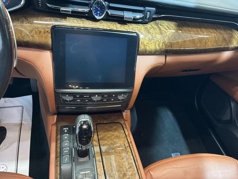 Used 2018 Maserati Quattroporte S Q4 AWD/4WD image 11