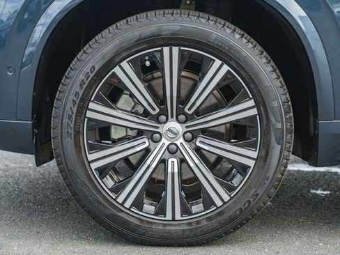 Used 2023 Volvo XC90 B6 Plus w/ Protection Package AWD/4WD image 18