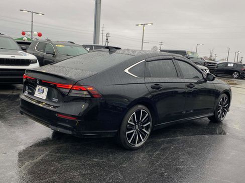 Used 2025 Honda Accord Touring image 6