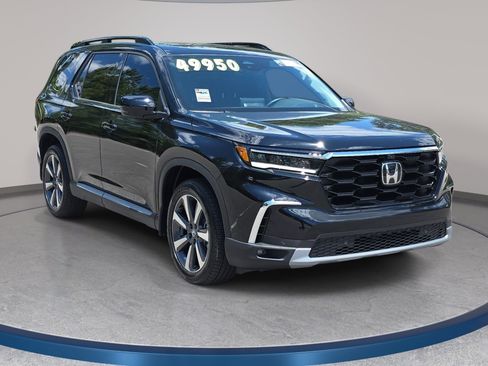 Certified 2025 Honda Pilot Elite image 4