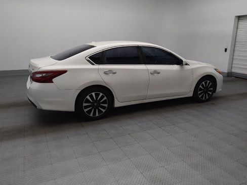 Used 2018 Nissan Altima 2.5 SV FWD image 10