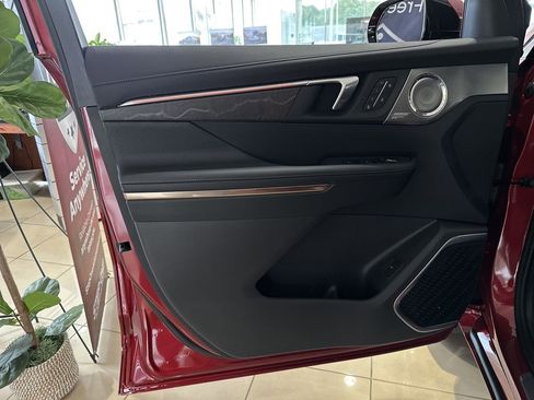 New 2026 Buick Enclave Avenir w/ Super Cruise Package FWD image 6