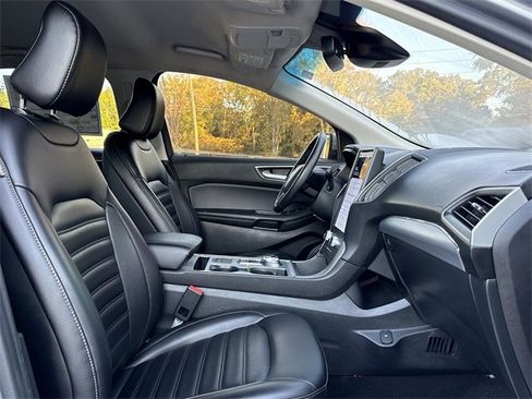 Used 2022 Ford Edge SEL image 19