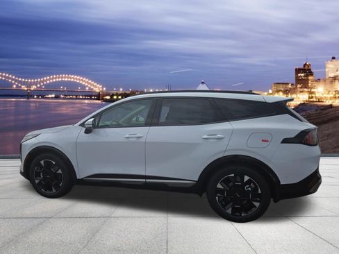 New 2026 Kia Sportage SX FWD image 3