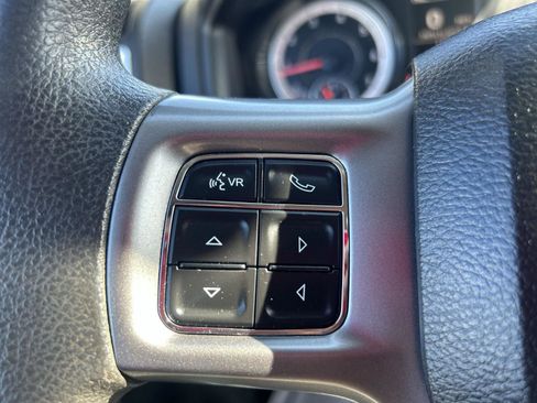 Used 2021 RAM 1500 Classic SLT AWD/4WD image 28