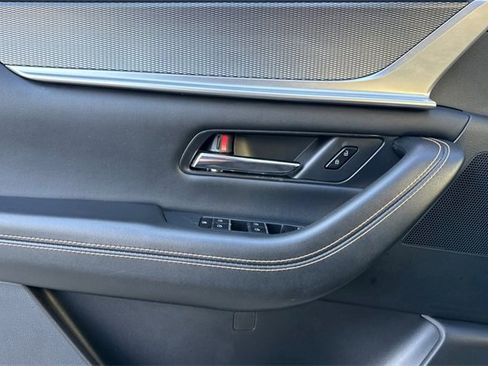 Used 2024 MAZDA CX-90 3.3 Turbo w/ Preferred Package image 11