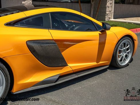 Used 2012 McLaren MP4-12C Coupe RWD image 32