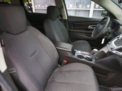Used 2015 GMC Terrain SLE FWD image 19