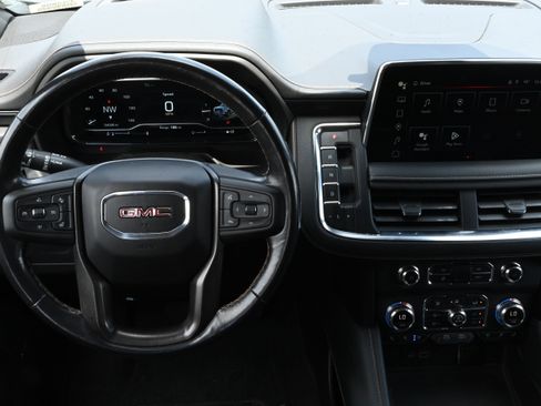 Used 2023 GMC Yukon XL AT4 w/ AT4 Premium Package AWD/4WD image 15