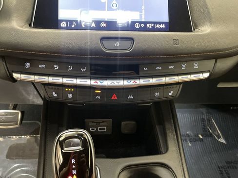 Used 2021 Cadillac XT4 Sport w/ Sun And Sound Package AWD/4WD image 12