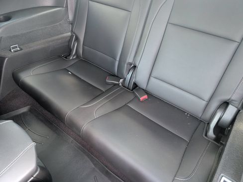 Used 2019 Acura MDX FWD w/ Advance Package image 12