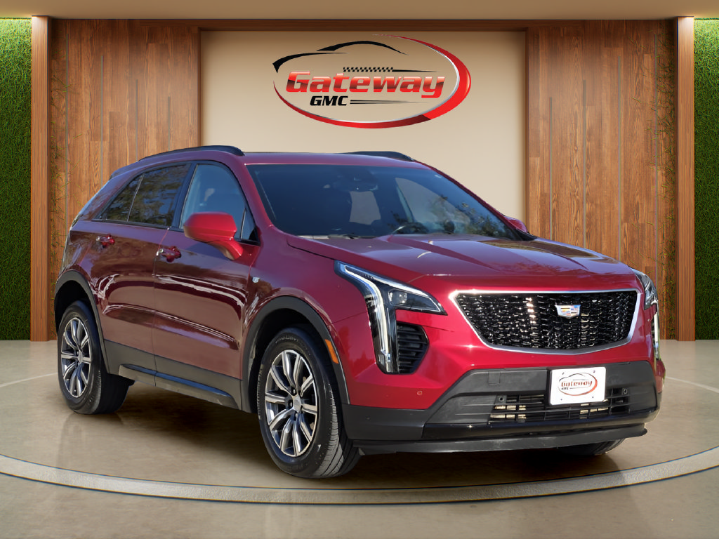 Used 2020 Cadillac XT4 Sport w/ Driver Awareness Package FWD image 3