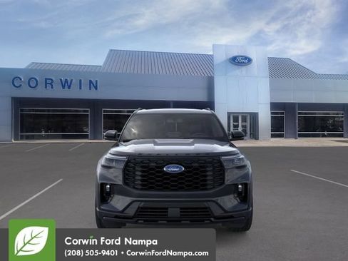 New 2026 Ford Explorer ST-Line w/ ST-Line Street Pack AWD/4WD image 7